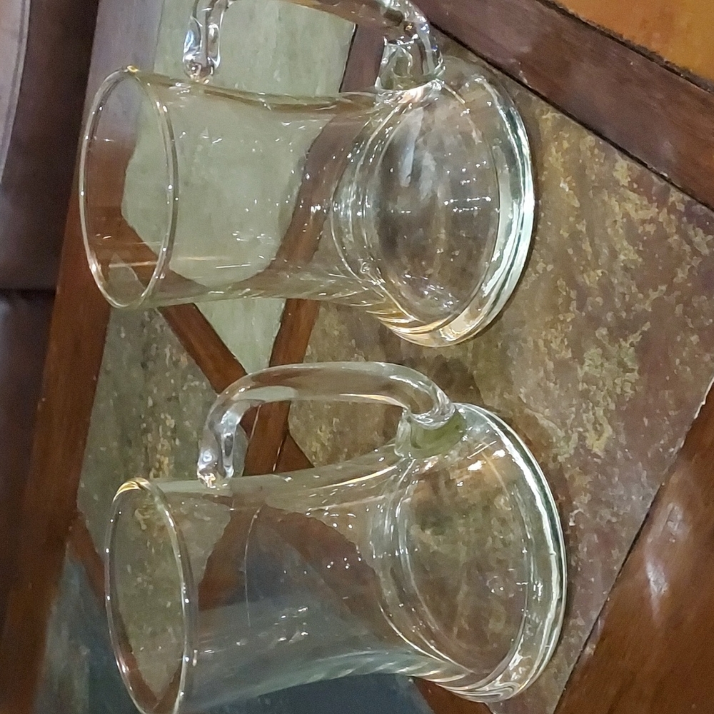 🍻 Set of 2 Large Vintage Mugs